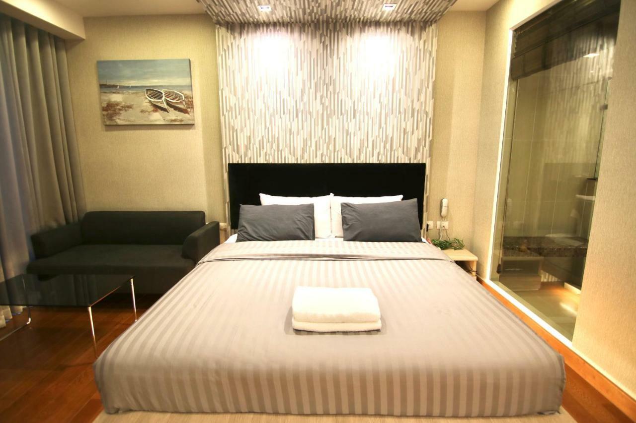 Luxurious Beachfront Pattaya Exteriör bild